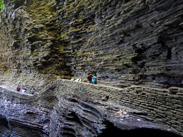 The main gorge trail that led to Cavern Caascade
